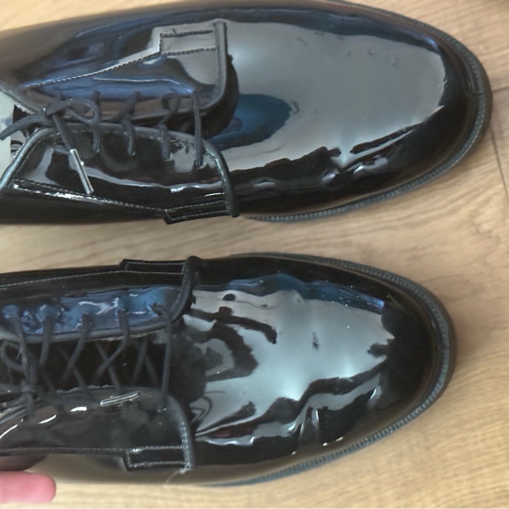 Bates Tuxedo Shoes - Picture 2 of 4